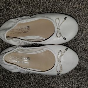 🍀4/$15🍀Girls White Flats